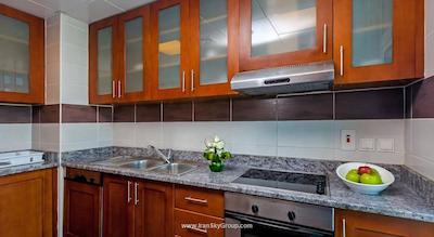 هتل آپارتمان فلورا کریک دلوکس