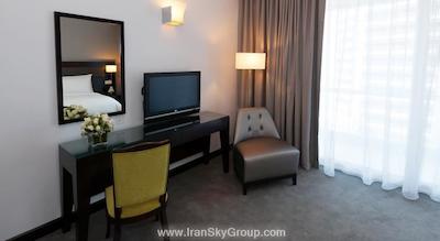 هتل آپارتمان فلورا کریک دلوکس