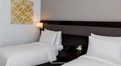 هتل آپارتمان فلورا کریک دلوکس