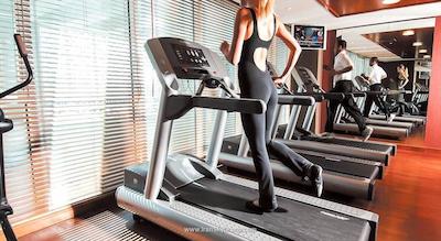 هتل آپارتمان فلورا کریک دلوکس