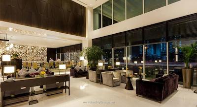 هتل آپارتمان فلورا کریک دلوکس