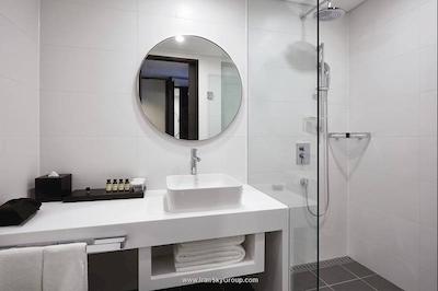 نین تره پرمیر هتل میئونگ یی