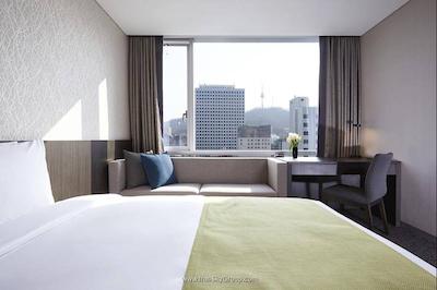 نین تره پرمیر هتل میئونگ یی