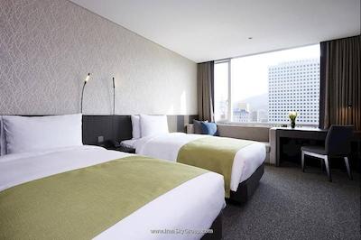 نین تره پرمیر هتل میئونگ یی