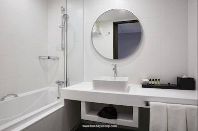 نین تره پرمیر هتل میئونگ یی