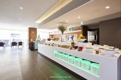 نین تره پرمیر هتل میئونگ یی