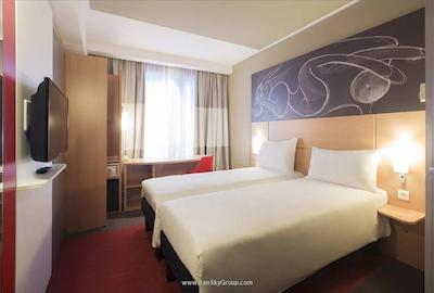 هتل آیبیس ایروان سنتر