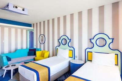 لندآف لجند کینگدام هتل