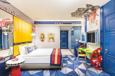 لندآف لجند کینگدام هتل