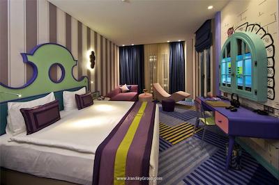 لندآف لجند کینگدام هتل