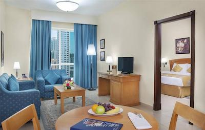 گلدن تولیپ شارجه