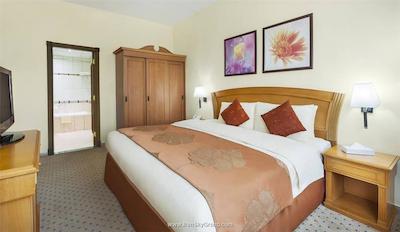 گلدن تولیپ شارجه