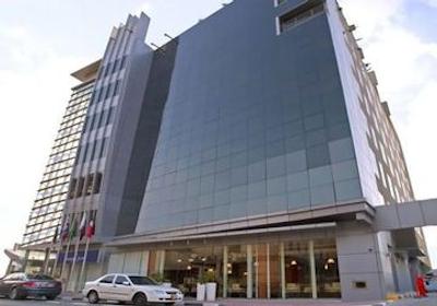 منا اپارت هتل البرشاء