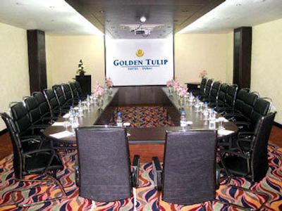 منا اپارت هتل البرشاء