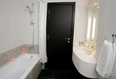 هتل آپارتمان گالف اوئاسیس