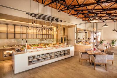 جا هاتا فورت هتل