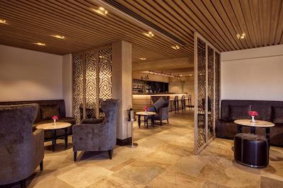 جا هاتا فورت هتل