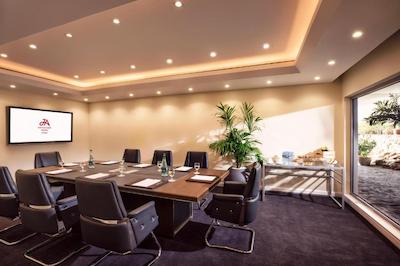 جا هاتا فورت هتل