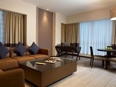 هیلی ریحان بای رتانا