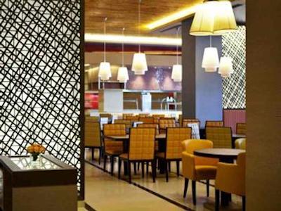 هیلی ریحان بای رتانا