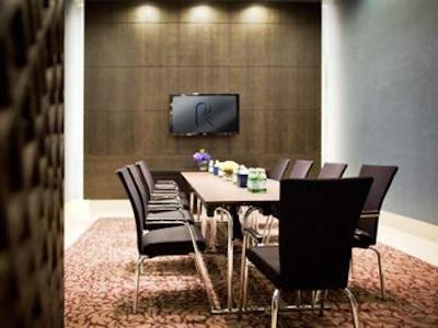 هیلی ریحان بای رتانا