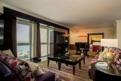 هیلتون ابوظبی