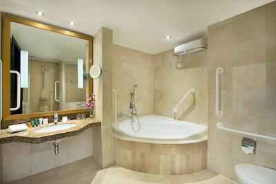 هیلتون ابوظبی