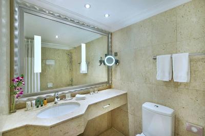 هیلتون ابوظبی