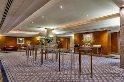 هیلتون دبی د واک