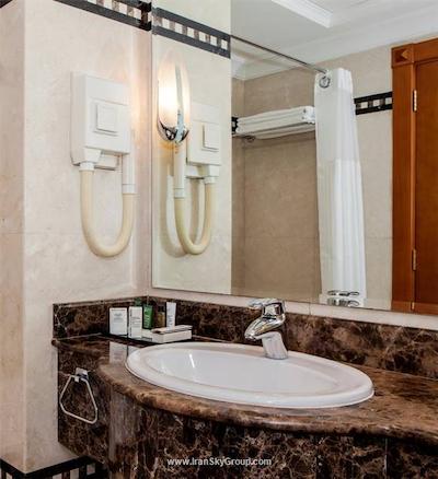 هیلتون شارجه