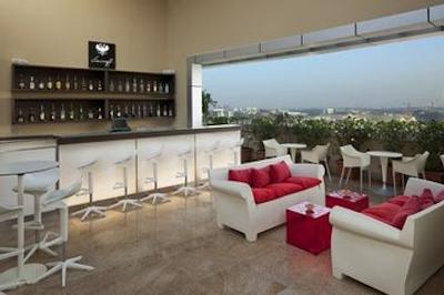 هالیدی این ابوظبی