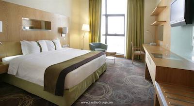 هالیدی این ابوظبی