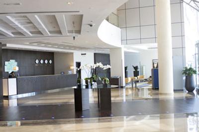 هالیدی این ابوظبی