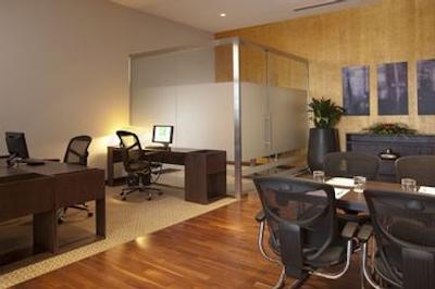 هالیدی این ابوظبی