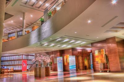 هالیدی این ابوظبی