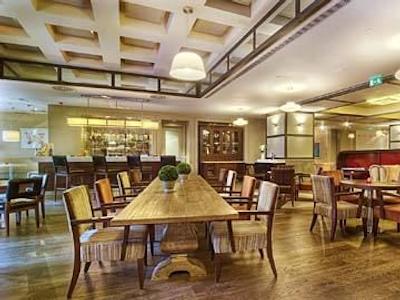 هالیدی این البرشاء دبی