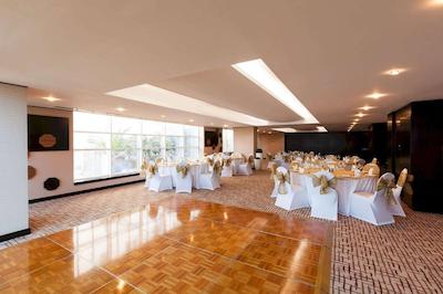 هالیدی این البرشاء دبی