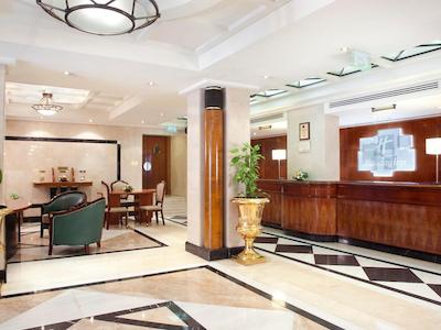 هالیدی این البرشاء دبی