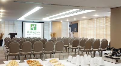 هالیدی این البرشاء دبی