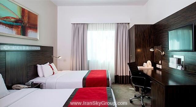 هالیدی این اکسپرس دبی اینترنت سیتی