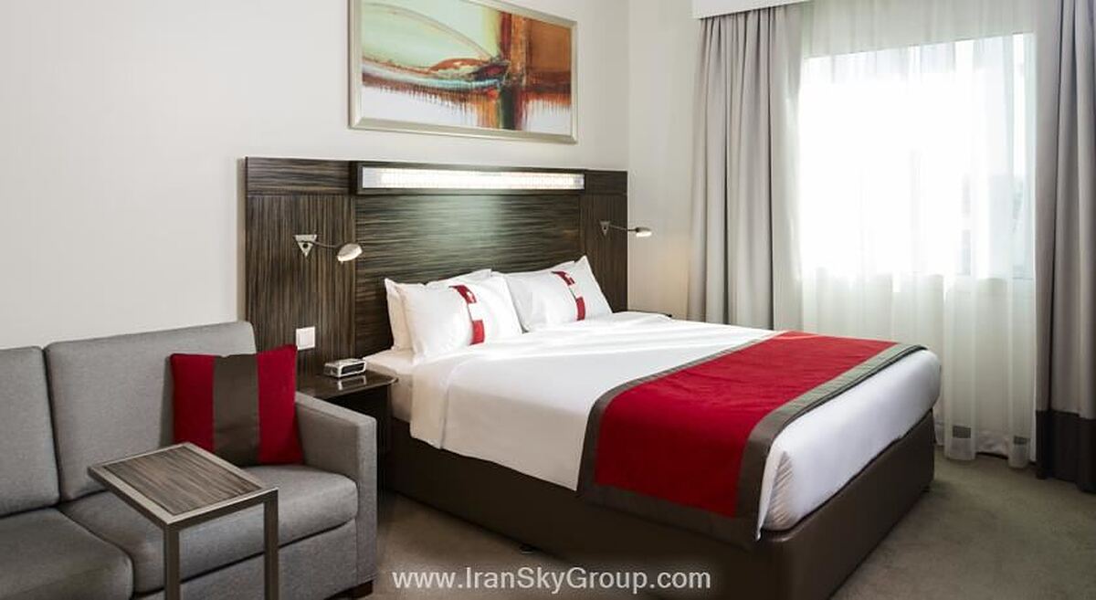هالیدی این اکسپرس دبی اینترنت سیتی