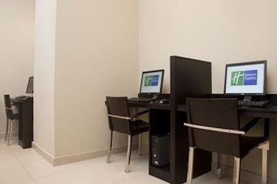 هالیدی این اکسپرس دبی-جمیرا