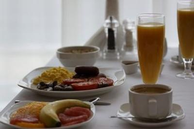 هالیدی این اکسپرس دبی-جمیرا