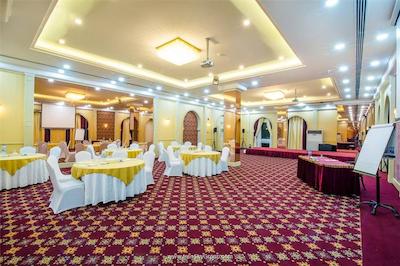 هالیدی اینترنشنال