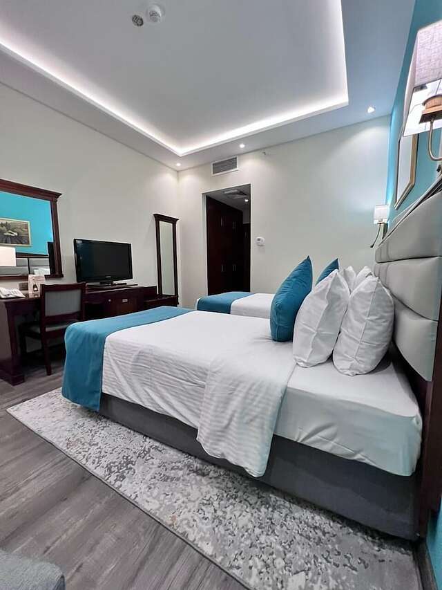 هاوارد جانسون بر دبی