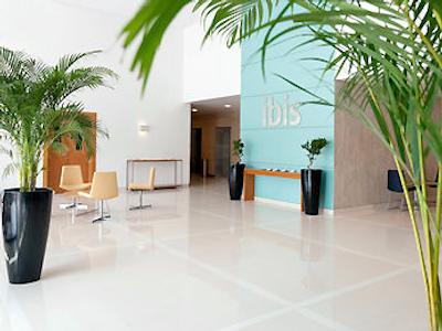 آیبیس ابوظبی گیت هتل