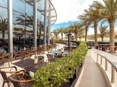 آیبیس ابوظبی گیت هتل