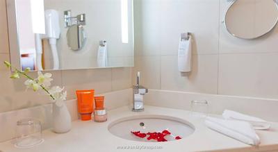 آیبیس ابوظبی گیت هتل