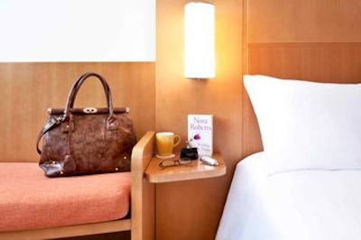 آیبیس ابوظبی گیت هتل