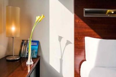 آیبیس ورد ترید سنتر